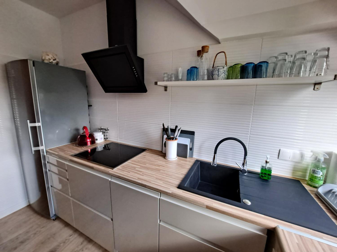 Others 5, Bursztynowa 1, Nowy Dwór Gdański