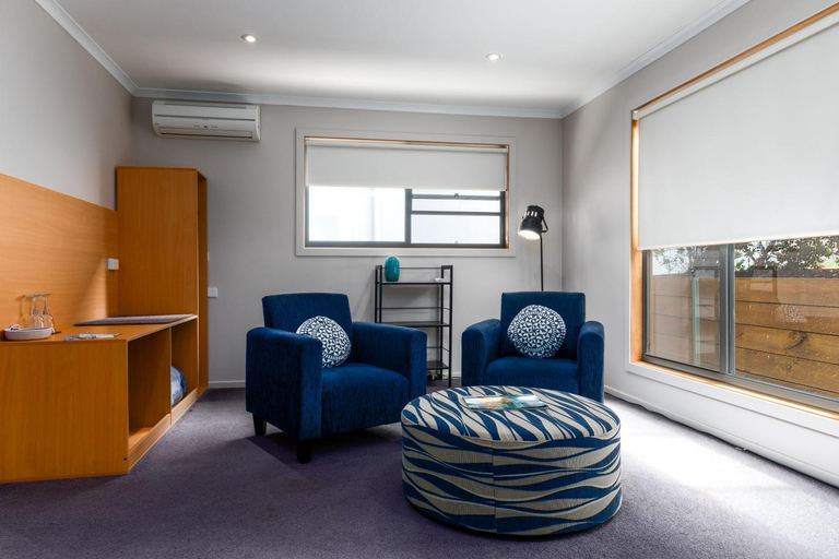 Others 4, The Edgewater on Greville, Shoalhaven - Pt B