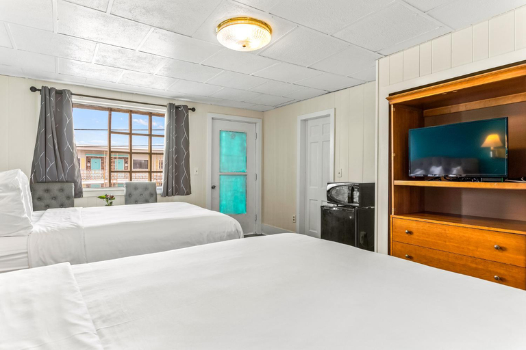 Bedroom 16