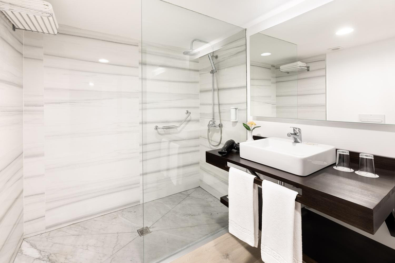 Bathroom 5, Hotel El Tope, Santa Cruz de Tenerife