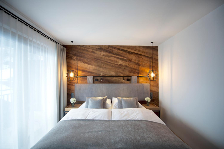 Bedroom 14
