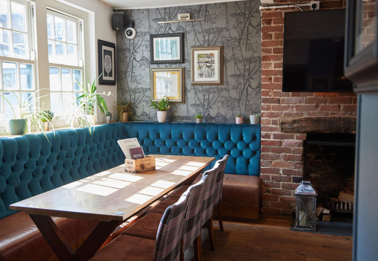 Food & Drinks 4, Trents by Greene King Inns, West Sussex