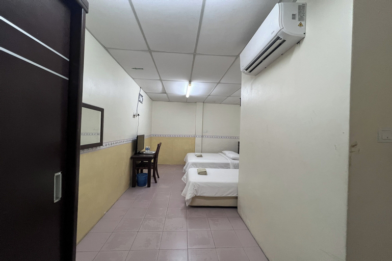 Bedroom 8