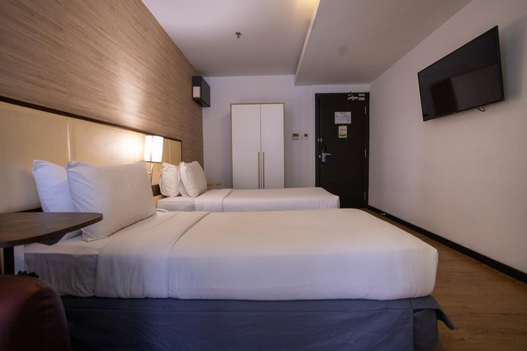Bedroom 13