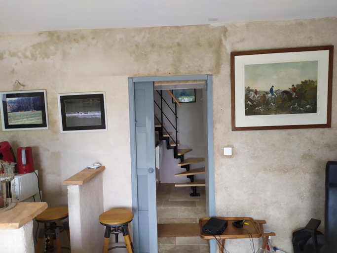 Others 4, PETIT SAINT HUBERT 1 a 4 PERSONNES, Indre