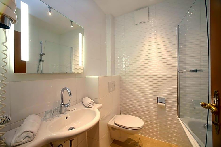 Bathroom 5, Lukashansl, Zell am See