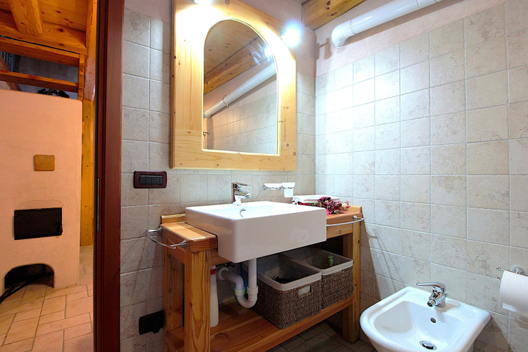 Bathroom, Baita Mountain View Pale San Martino, Trento