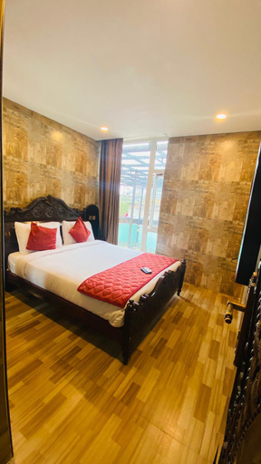 Bedroom 14