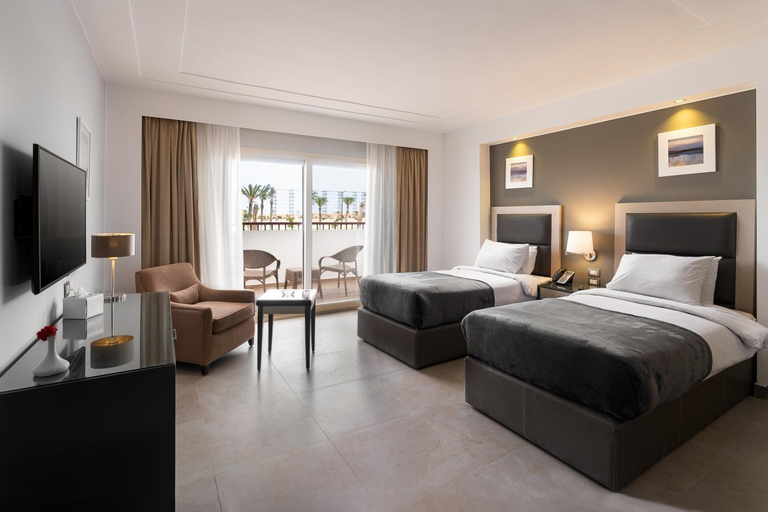 Bedroom 4, Rhactus Hotel New Alamein, Al-Hammam