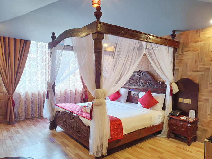 Bedroom 13