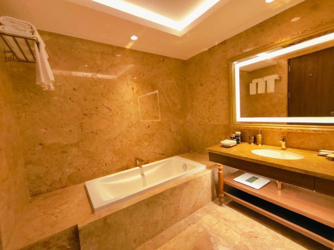 Bathroom 4, Kaldan Samudhra Palace, Kancheepuram