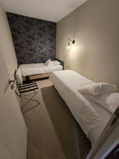 Bedroom 2, Au Loup Historic Apartments, Calvados