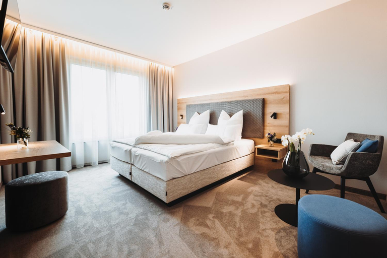 Bedroom 4, Hotel VIVO, Regensburg