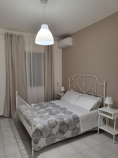 Others 3, Sicula home, Catania