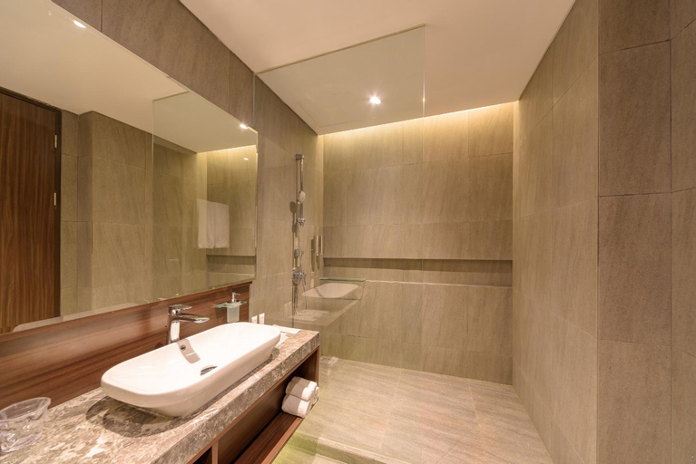 Bathroom 30
