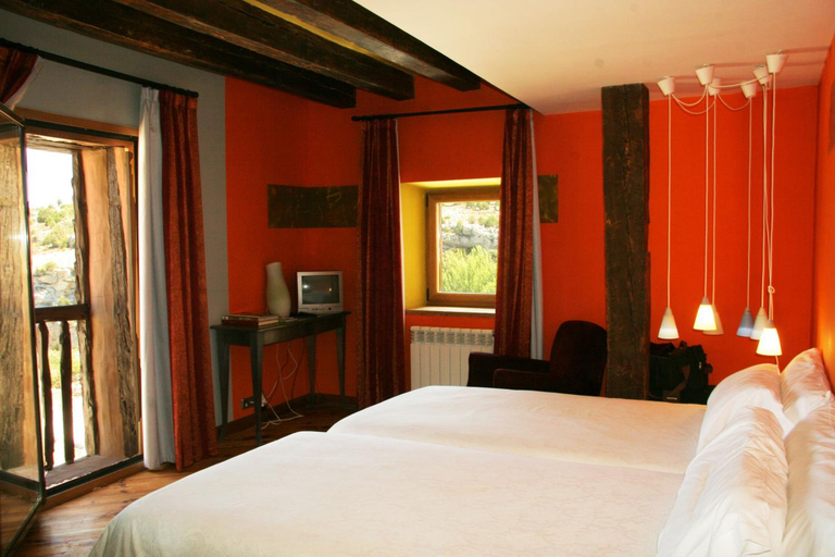 Bedroom, La Casa Del Cura De Calatanazor, Soria