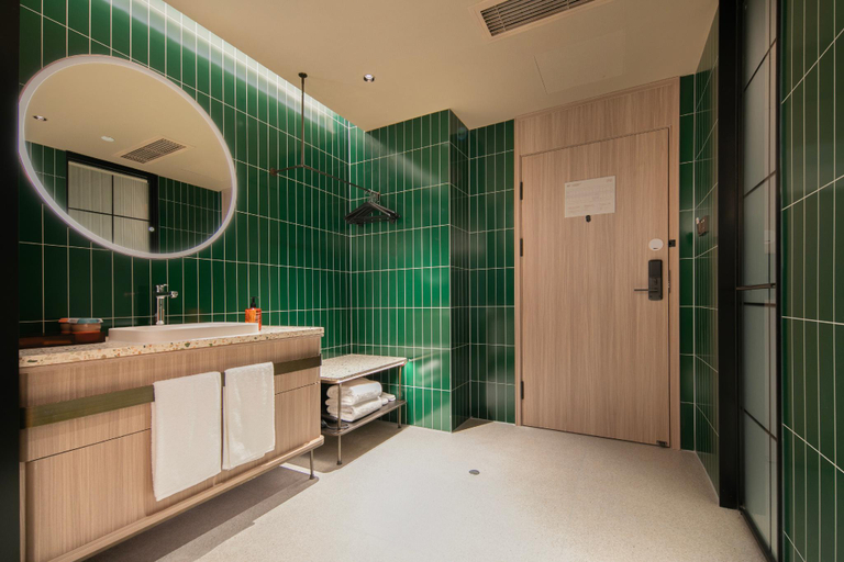 Bathroom 3, Orange Hotel Wuhan Citizen's Home, Wuhan