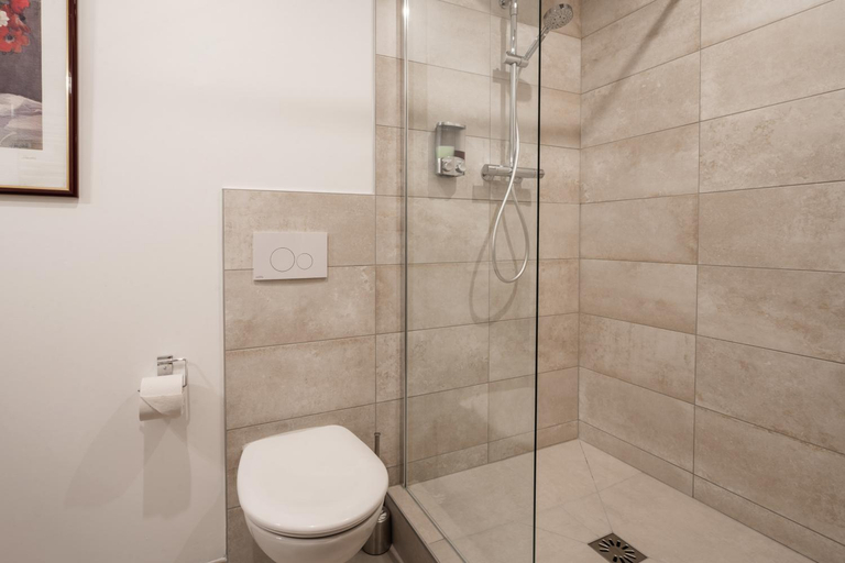 Bathroom 3, Appartements - La Cour St Fulrad, Haut-Rhin