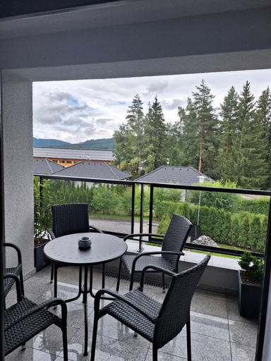 Others 4, MB APARTMANY LIPNO, Český Krumlov