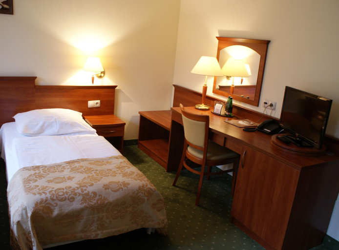 Bedroom, Gosciniec Sucholeski, Poznań