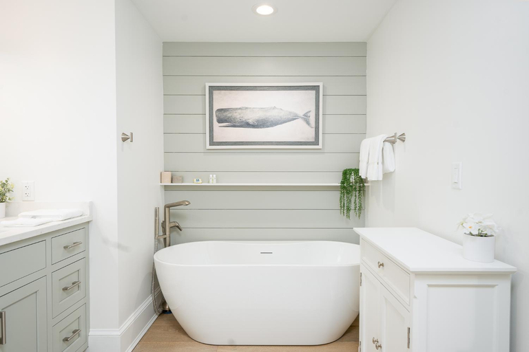Bathroom 4, Thomas Sea Suites, Plymouth
