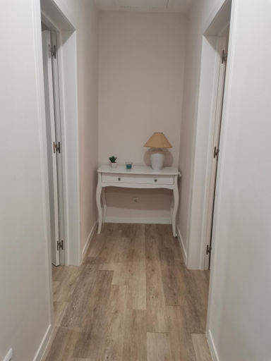 Others 3, Apartamentos Sao Giao 10, Tomar