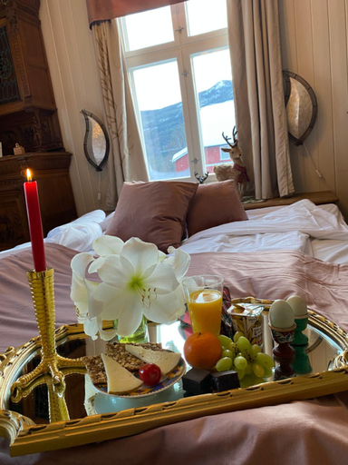 Bedroom 2, Hesla Farm, Gol