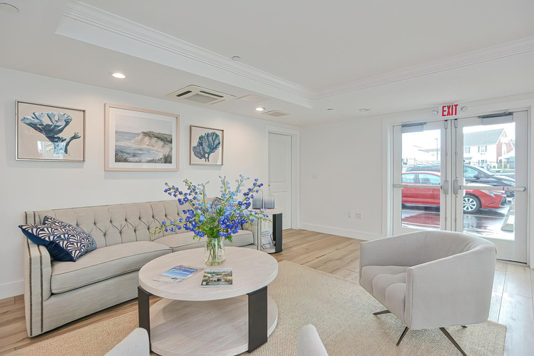 Public Area 3, Thomas Sea Suites, Plymouth