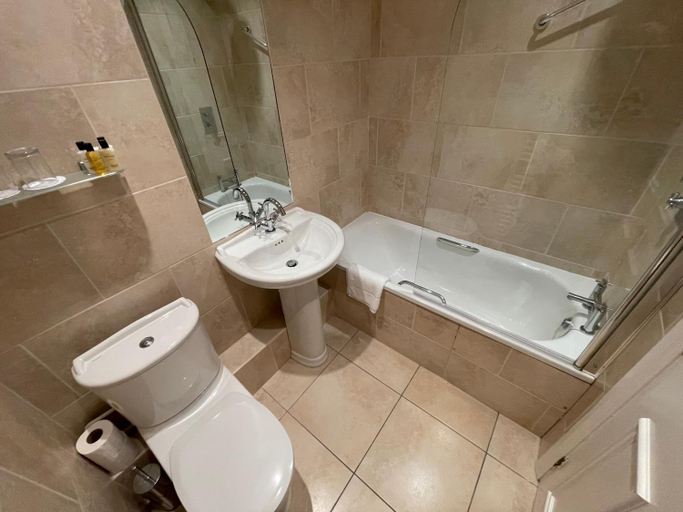 Bathroom 3, The Portaferry Hotel, North Down and Ards
