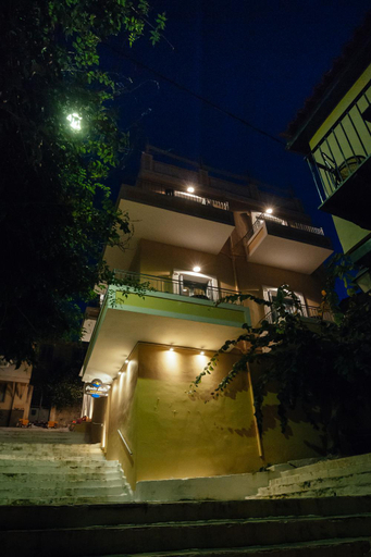 Others 5, Porto Bello Nafplio, Peloponnese