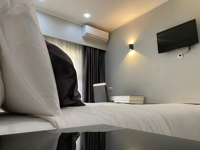 Bedroom 8