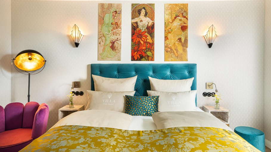 Bedroom 18