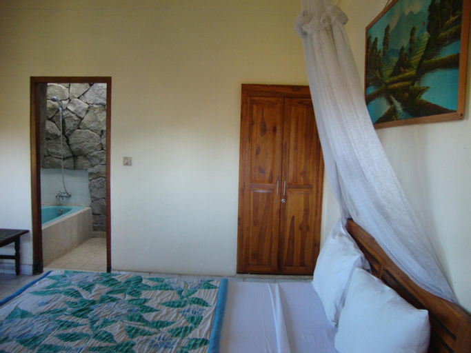 Bedroom 13