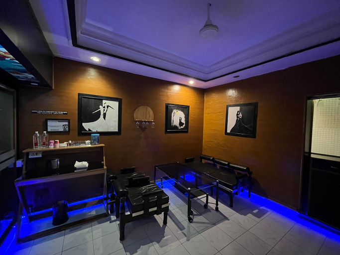 Food & Drinks, Hotel The Galaxy , Mirzapur