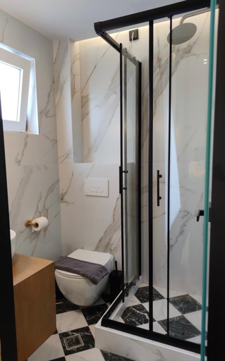 Bathroom 3, Aggelos Hotel, East Macedonia and Thrace