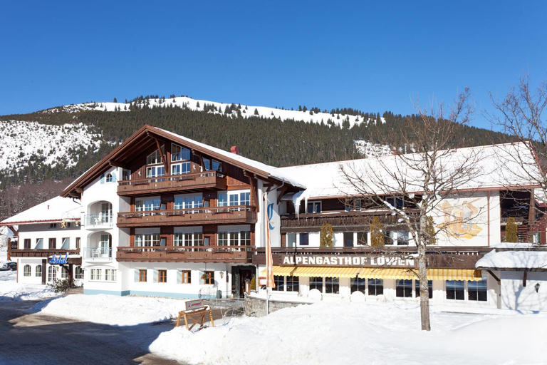 Exterior & Views 1, Hotel Alpengasthof Lowen, Oberallgäu