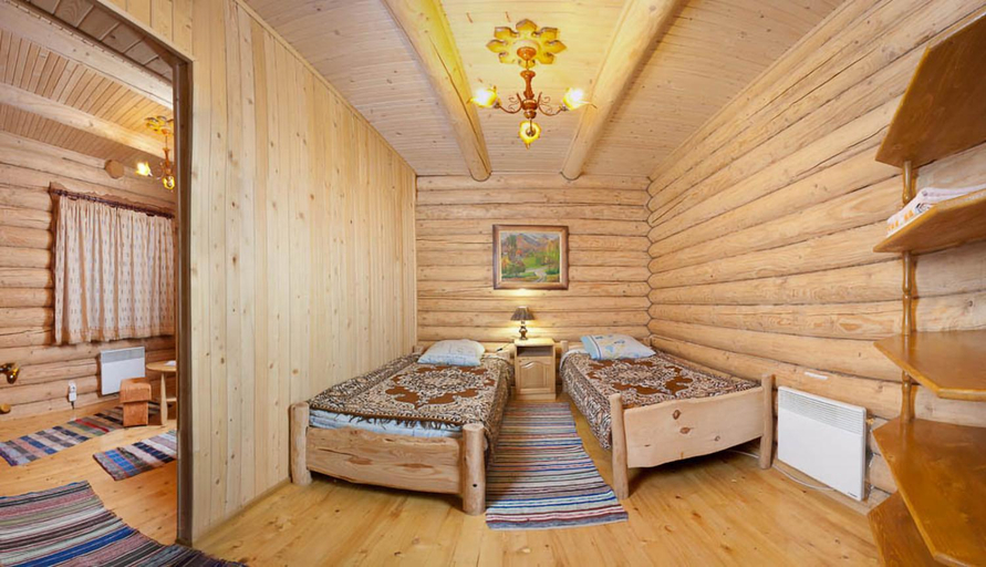 Bedroom 4, Новии Сезон, Velykobereznians'kyi
