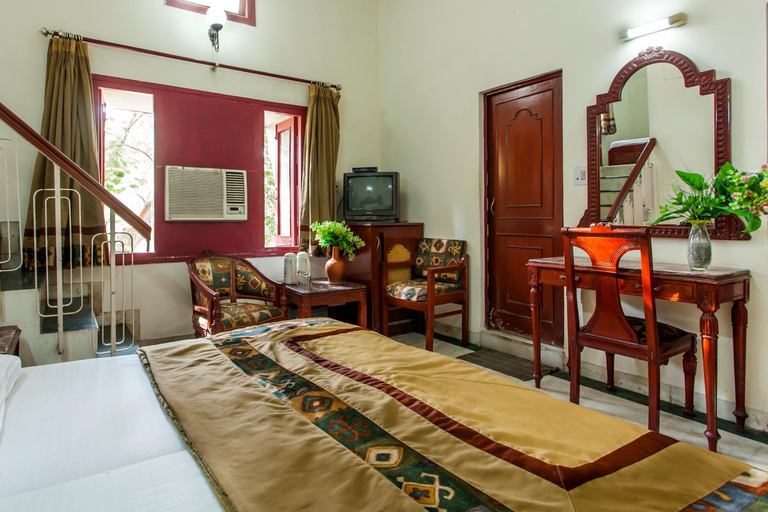 Bedroom 2, Hotel Sunshine - Karol Bagh Budget Stay at New Delhi, Delhi