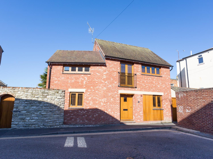 Dennetts House, Poole