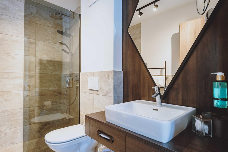 Bathroom 6