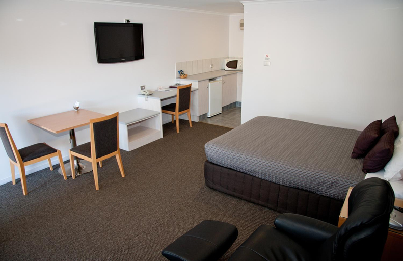 Bedroom 9