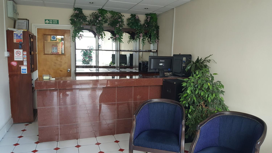 Public Area 2, Airport Guest House, Slough