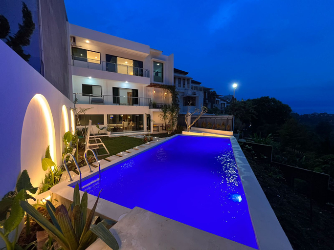 Swimming Pool 3