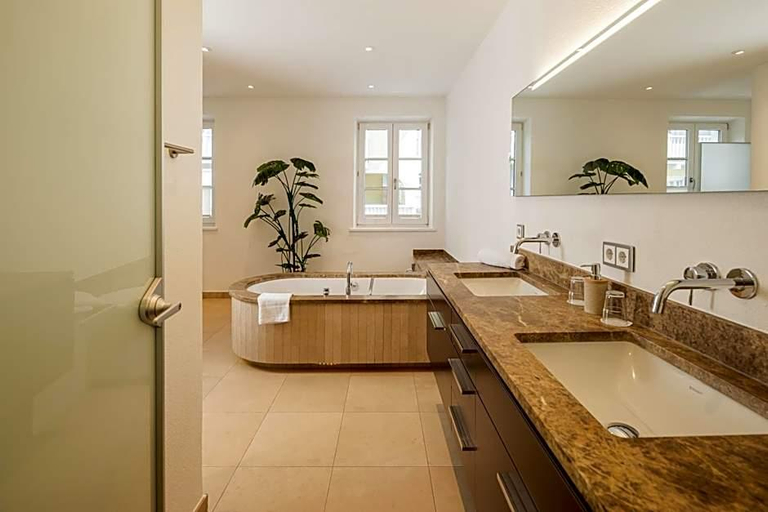 Bathroom 4, Hotel Pension Villa Klothilde, Zell am See