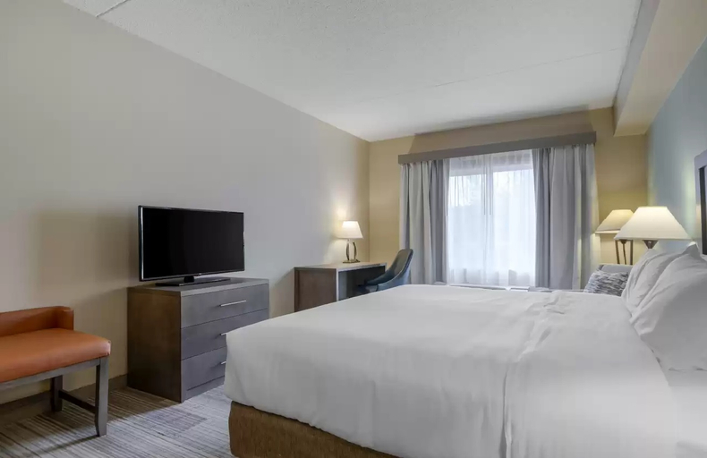 Bedroom 12