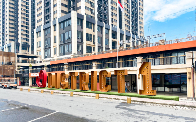 Exterior & Views 2, Marvelous and Cozy 2BR at Meikarta Apartment By Travelio, Cikarang