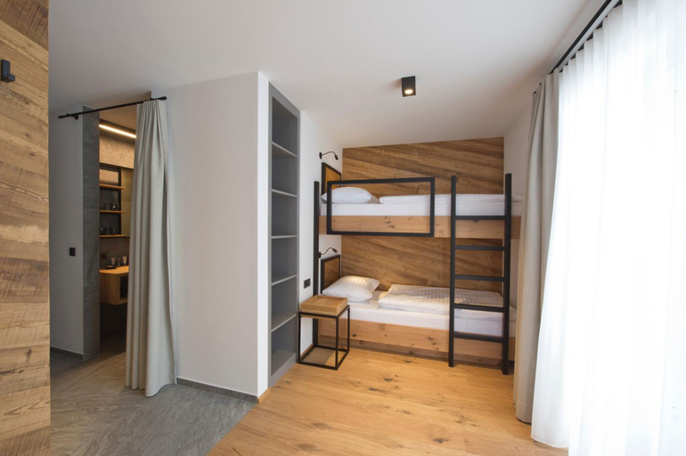 Bedroom 5