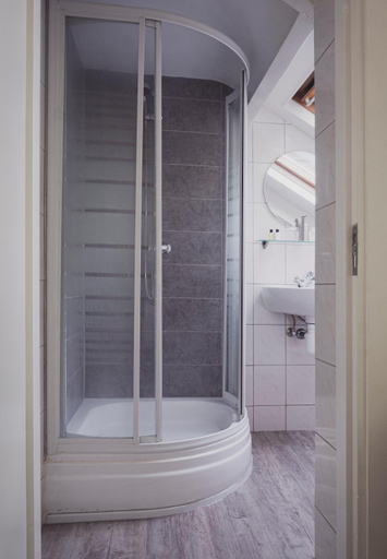 Bathroom 3, B&B Het Ruime Sop, Wassenaar