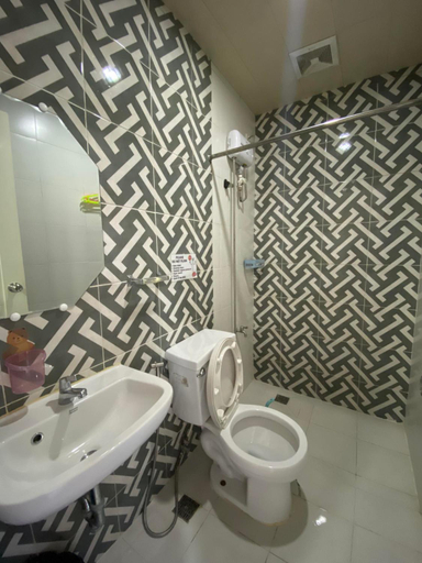 Bathroom 6