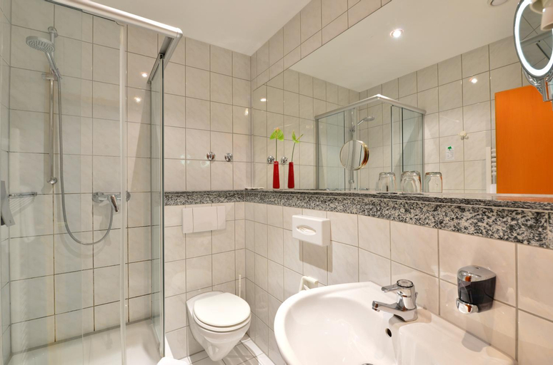 Bathroom 3